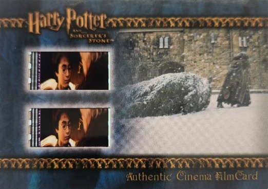 Hagrid prepares Hogwarts for Christmas - Front