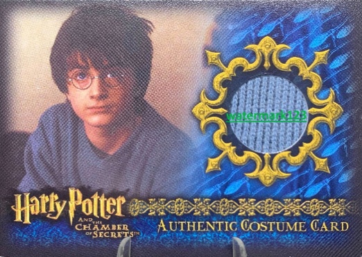 C11 - Harry Potter's Blue Jumper and Red Scarf - Front