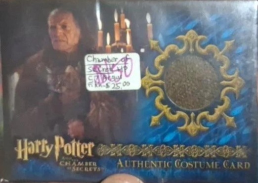 C7 - Argus Filch's Overcoat - Front
