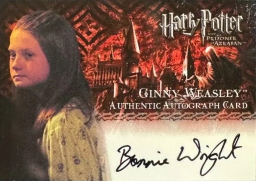 Bonnie Wright as Ginney Wealsey - Front