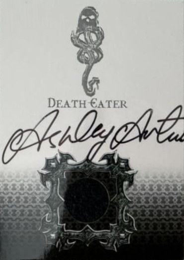 DE1 - Ashley Artus - Front