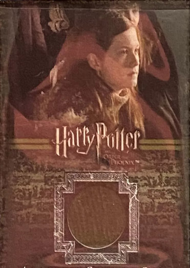 C7 - Ginny Weasley's Green Jacket - Front