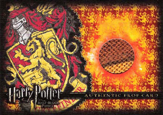 SDCC09 P1 - Gryffindor Quidditch Stand Material - Front