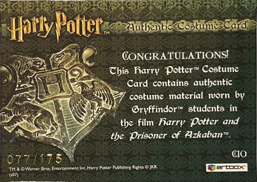 C10 - Gryffindor Students Cloaks - Back